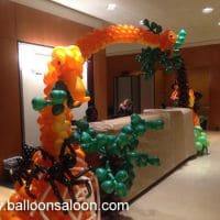Brachiosaurus Balloon Arch