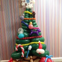 Balloon Christmas Tree by Tawney & Todd